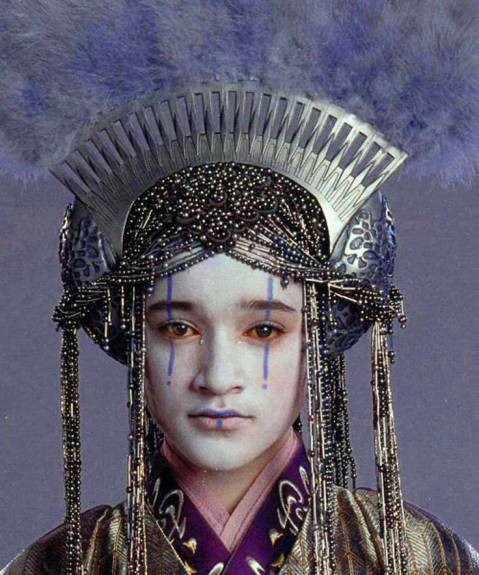 ����� ����� � ���